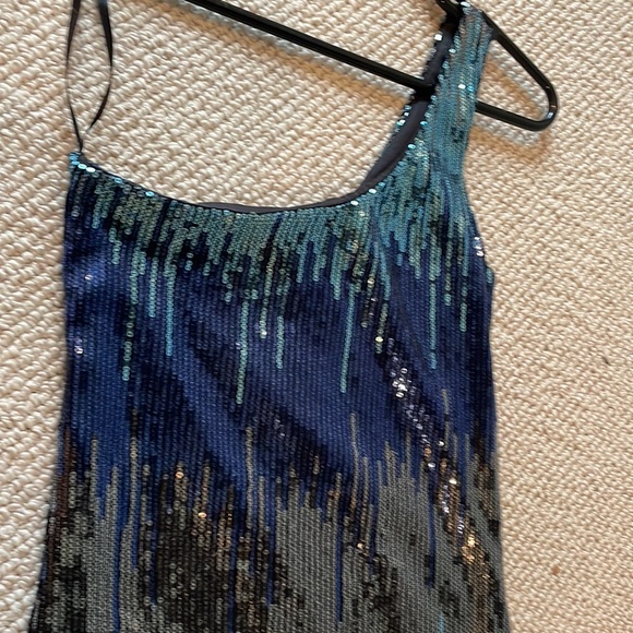 Sequence dress - Picture 3 of 4